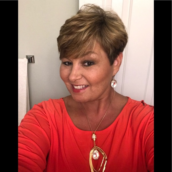 Meet your Posher, Rosie - Picture 2 of 2